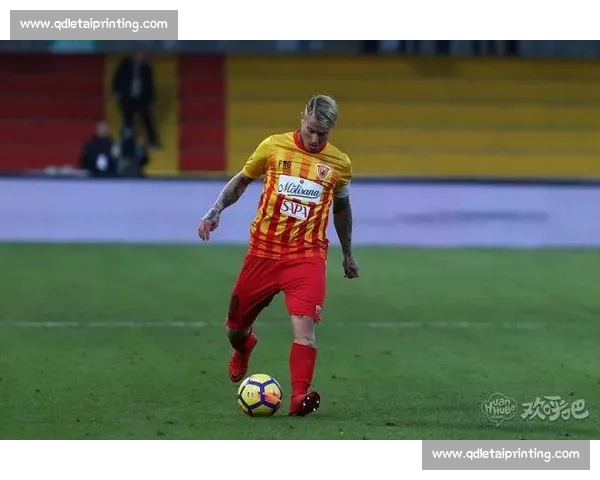 那不勒斯迎战贝内文托,焦点对决解析与赛前全景展望